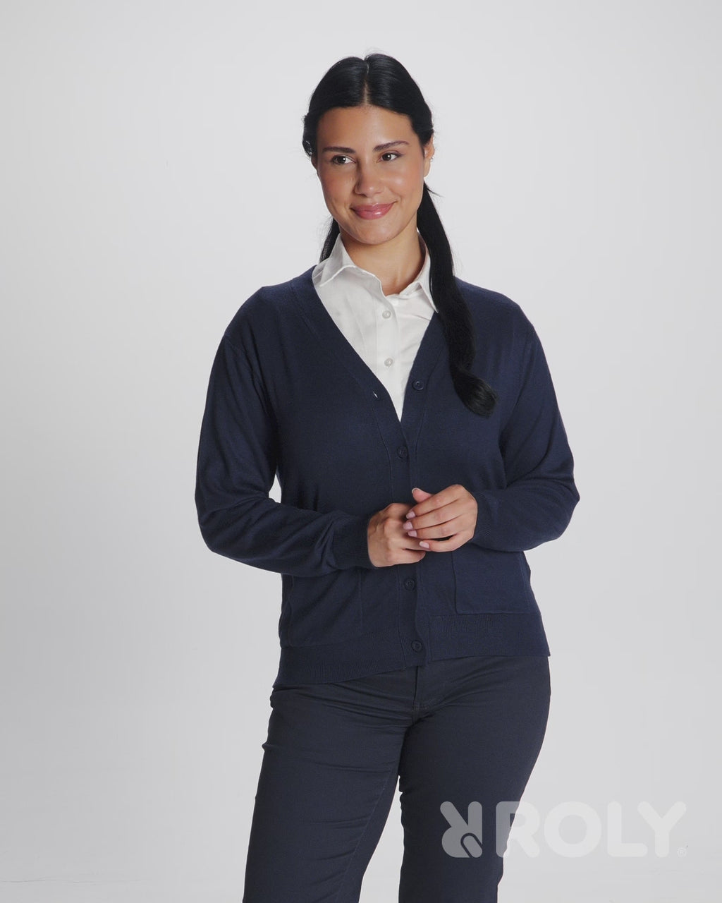 ROLY_VIDEO_8406_EXPLORER_WOMAN